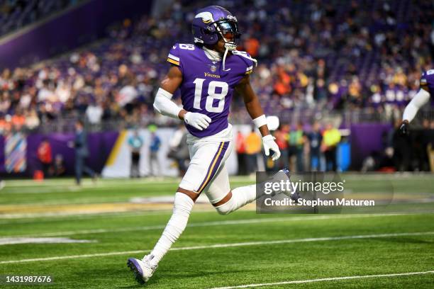 Minnesota Vikings' Justin Jefferson warms up against the Chicago Bears at U.S. Bank Stadium on October 09, 2022 in Minneapolis, Minnesota.