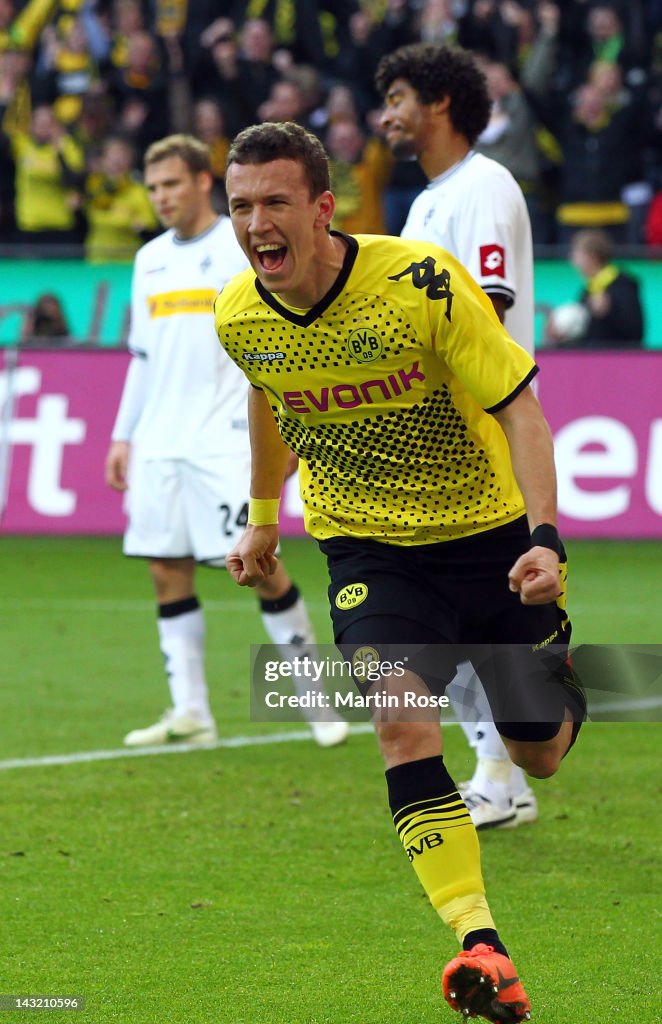 Borussia Dortmund v Borussia Moenchengladbach - Bundesliga
