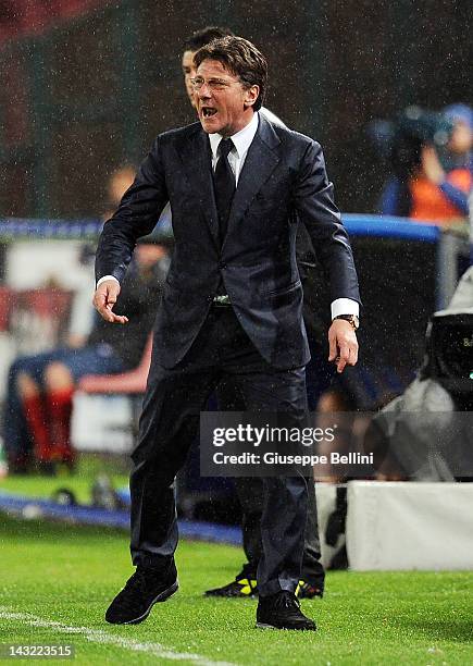 Walter Mazzarri head coach of Napoli during the Serie A match between SSC Napoli and Novara Calcio at Stadio San Paolo on April 21, 2012 in Naples,...