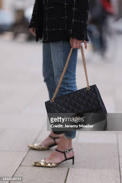 16,575 Quilted Fabric Handbags Stock Photos, High-Res Pictures