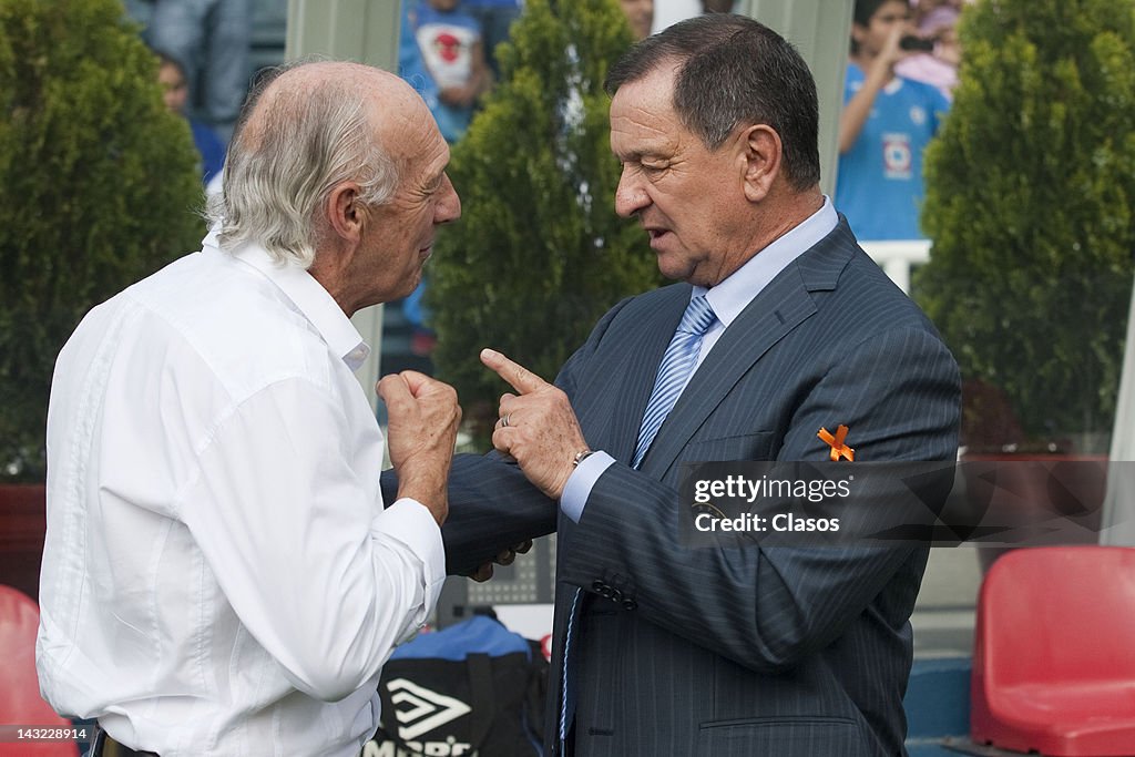 Cruz Azul v Estudiantes - Clausura 2012