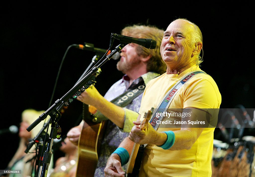 Jimmy Buffett And The Coral Reefer Band In Concert