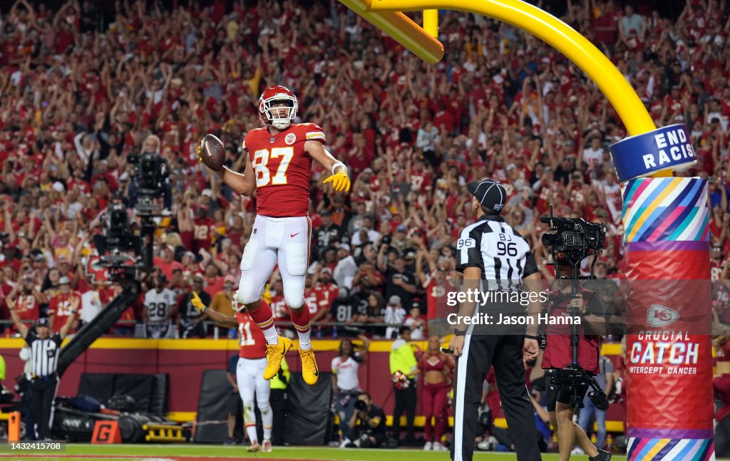 Las Vegas Raiders v Kansas City Chiefs