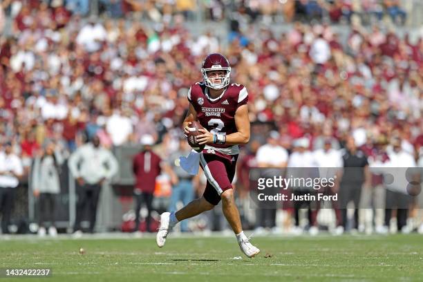 Will Rogers of the Mississippi State Bulldogs looks to pass during the game against the Arkansas Razorbacks at Davis Wade Stadium on October 08, 2022...