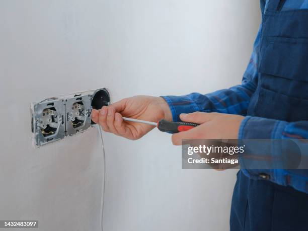 Seasonal Electrical Maintenance Tips for Spanish Homes