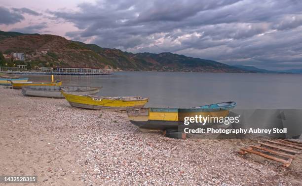 lake ohrid - lake ohrid stockfoto's en -beelden