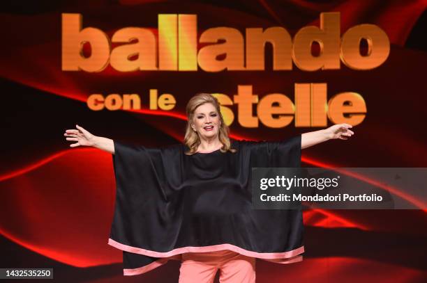 Italian singer Iva Zanicchi participate in the photocall of the transmission Ballando con le stelle at the Rai auditorium of the Foro italco. Rome ,...