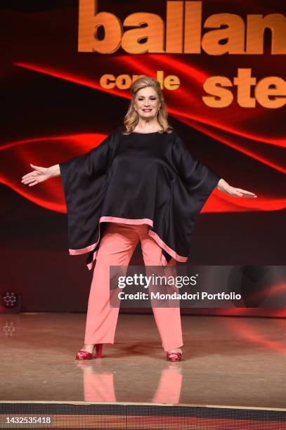 Italian singer Iva Zanicchi participate in the photocall of the transmission Ballando con le stelle at the Rai auditorium of the Foro italco. Rome ,...