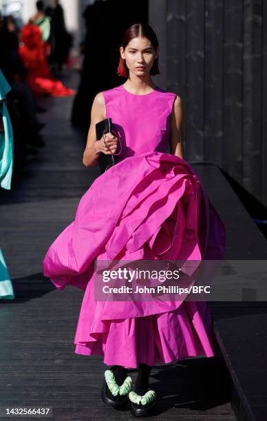 Model walks the runway at the Roksanda show during London Fashion Week September 2022 on October 11, 2022 in London, England.