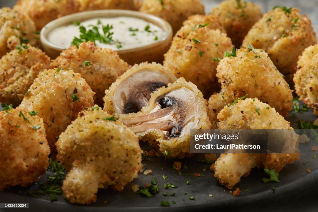 Breaded Mushrooms with Creamy Ranch Dip