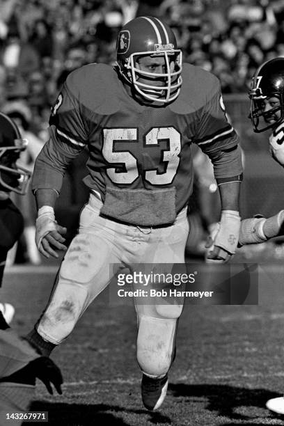 Linebacker Randy Gradishar of the Denver Broncos plays against the Pittsburgh Steelers on December 16 at Mile High Stadium in Denver, Colorado.