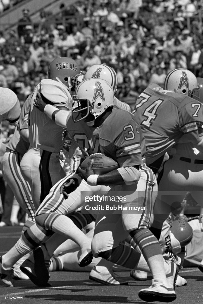 Houston Oilers v Cincinnati Bengals