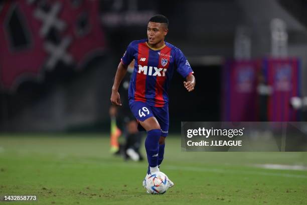 Kashif BANGNAGANDE of F.C.Tokyo in action during the J.LEAGUE Meiji Yasuda J1 25th Sec. Match between F.C.Tokyo and Cerezo Osaka at Ajinomoto Stadium...