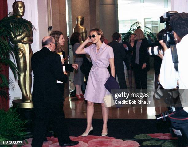 Kristin Scott Thomas arrives at the Oscar Luncheon at Beverly Hilton Hotel, March 12, 1997 in Beverly Hills, California.