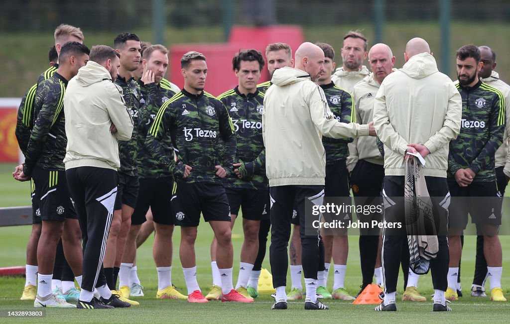 Manchester United Training and Press Conference