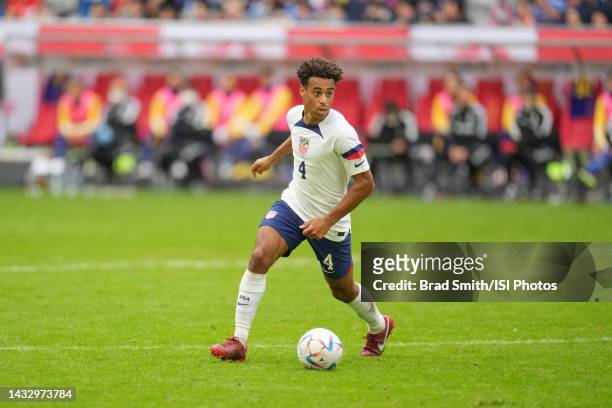 Tyler Adams of the United States looking for an open man during a game between Japan and USMNT at Düsseldorf Arena on September 23, 2022 in...