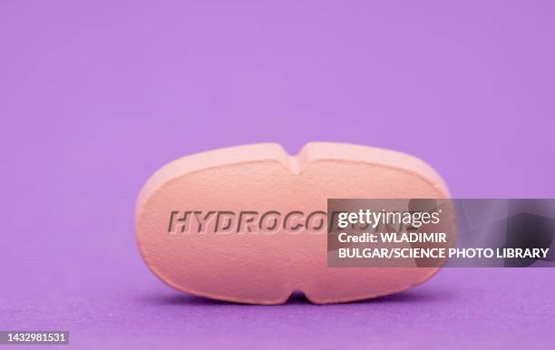 hydrocodone pill, conceptual image - hydrocodone 個照片及圖片檔