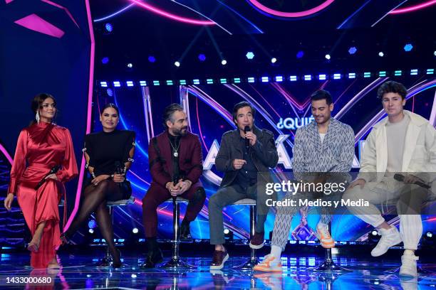 Marisol González, Galilea Montijo, Omar Chaparro, Miguel Ángel Fox, Carlos Rivera and Juanpa Zurita speak during the Press Conference of 'Quien es la...