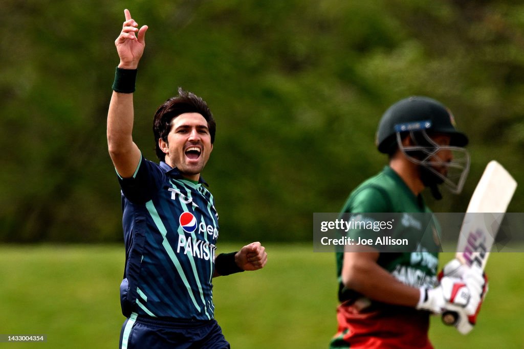 Bangladesh v Pakistan - Tri-Series: 6th T20