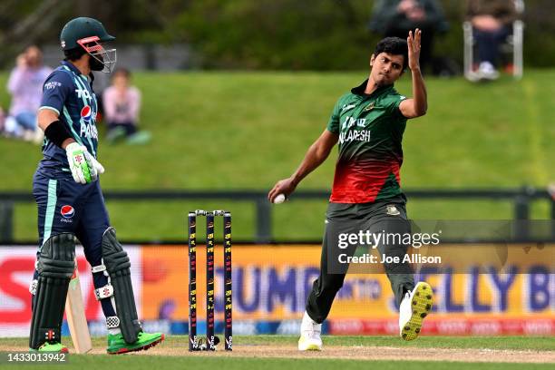 Hasan Mahmud of Bangladesh bowls during game six of the T20 International series between Bangladesh and Pakistan at Hagley Oval on October 13, 2022...