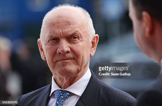 Volkswagen Chairman of the Supervisory Board Ferdinand Piech waits for the arrival of Chinese Premier Wen Jiabao at the Volkswagen factory on April...