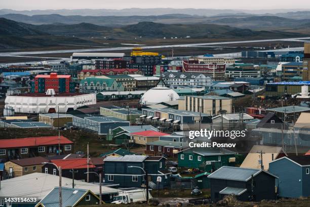 iqaluit - iqaluit stock pictures, royalty-free photos & images