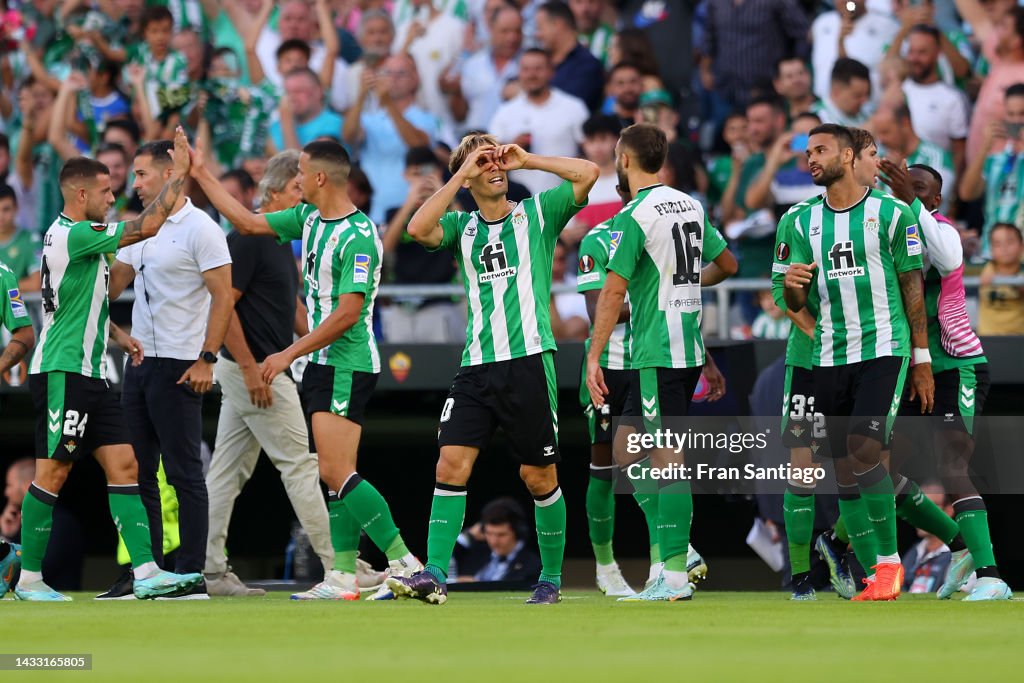 Real Betis v AS Roma: Group C - UEFA Europa League