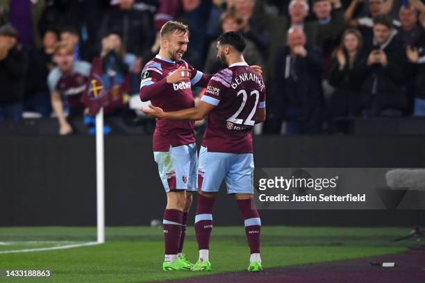 Jarrod Bowen celebrates with Said Benrahma of West Ham United after scoring their team's second goal during the UEFA Europa Conference League group B...