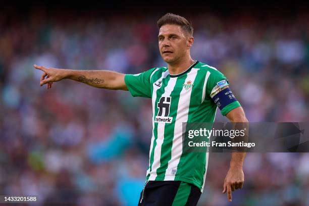 Joaquín Sanchez of Real Betis in looks on during the UEFA Europa League group C match between Real Betis and AS Roma at Estadio Benito Villamarin on...