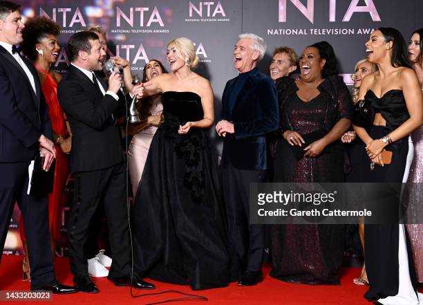 Dermot O'Leary, Holly Willoughby, Phillip Schofield, Nick Speakman, Alison Hammond, Eva Speakman and Rochelle Humesin the winners' room at the...