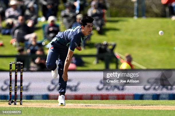 Naseem Shah of Pakistan bowls during the final of the T20 International series between New Zealand and Pakistan at Hagley Oval on October 14, 2022 in...