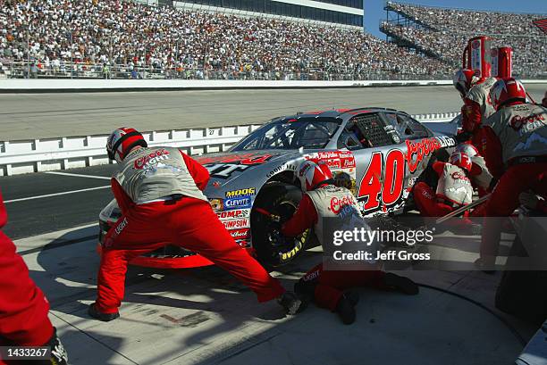 Mbna Racing Sterling Marlin driver of the Ganassi Racing Dodge Intrepid R\T stops ...