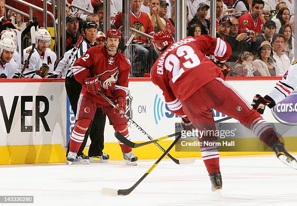 Daymond Langkow of the Phoenix Coyotes gets ready for a pass from teammate Oliver Ekman-Larsson against the Chicago Blackhawks in Game Five of the...