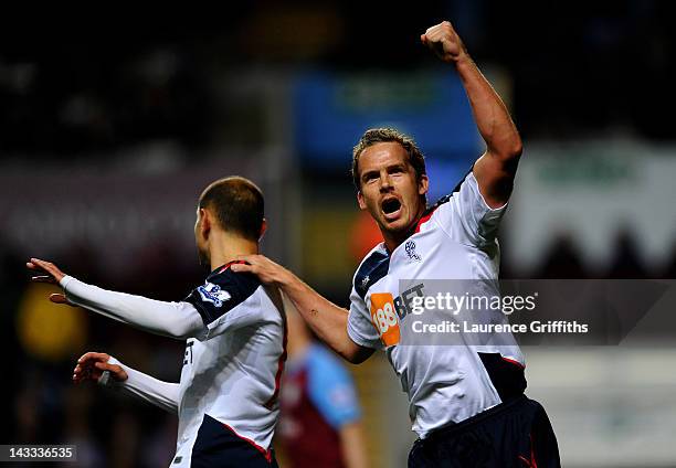 Martin Petrov of Bolton Wanderers celebrates scoring his team's first goal from a penalty with team mate Kevin Davies during the Barclays Premier...