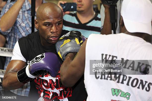 Boxer Floyd Mayweather Jr. Works out in front of the media at Mayweather Boxing Gym on April 24, 2012 in Las Vegas, Nevada.