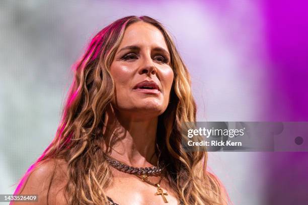 Stayer Singer Strayer Photos and Premium High Res Pictures - Getty Images