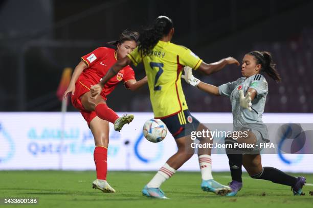 Lihong Lihong of China and Luisa Agudelo of Colombia compete for the ball during the FIFA U-17 Women's World Cup 2022 Group C match between China and...