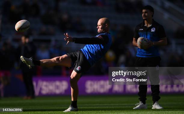 Coach Daniel Holdsworth of Samoa in action during the warm up during Rugby League World Cup 2021 Pool A match between England and Samoa at St. James...