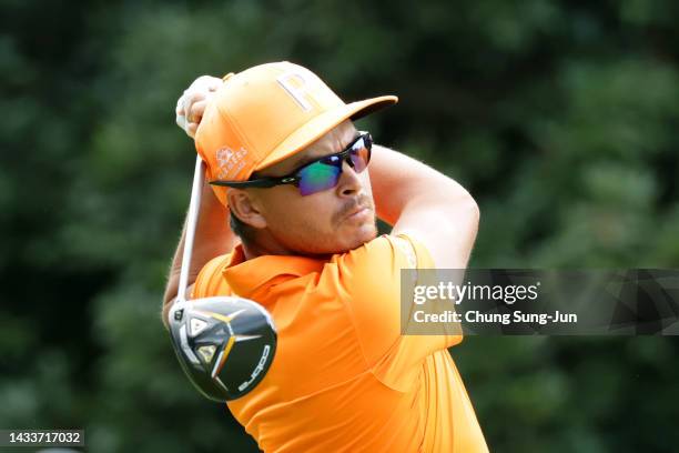Rickie Fowler of the United States hits his tee shot on the 4th hole during the final round of the ZOZO Championship at Accordia Golf Narashino...