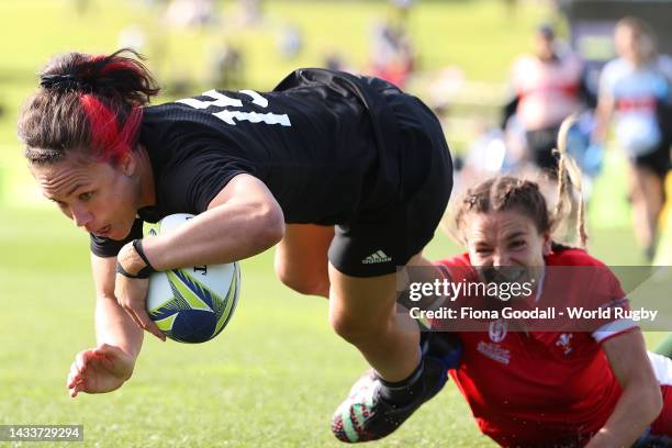 Ruby Tui of New Zealand scores a try during the Pool A Rugby World Cup 2021 match between Wales and New Zealand at Waitakere Stadium on October 16 in...