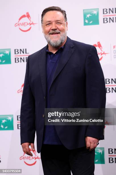 Director Russell Crowe attends the photocall for "Poker Face" during the 17th Rome Film Festival at Auditorium Parco Della Musica on October 16, 2022...