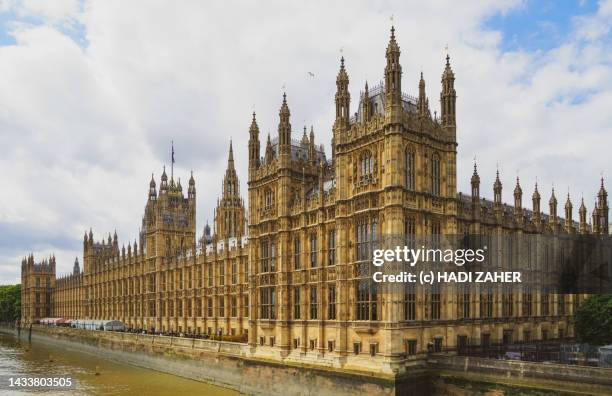 palace of westminster | london | united kingdom - parliament building stock-fotos und bilder