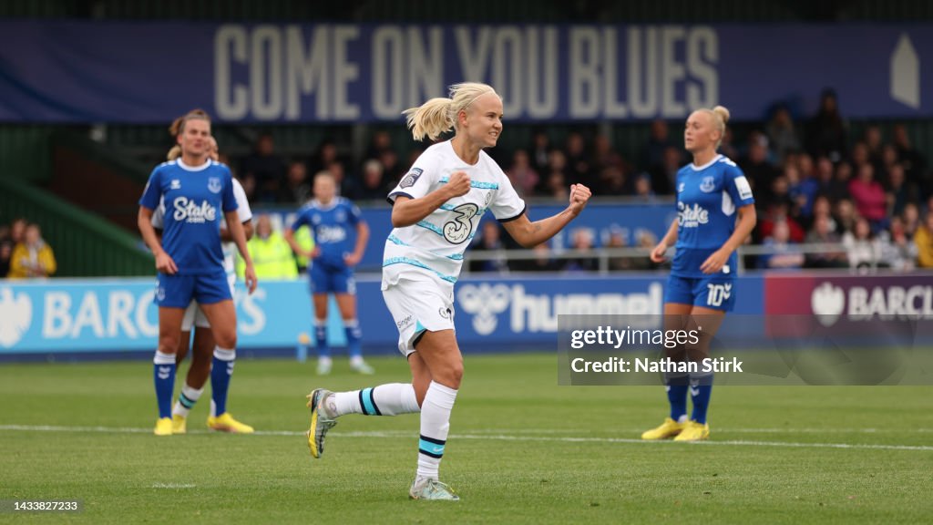 Everton FC v Chelsea FC - Barclays Women's Super League