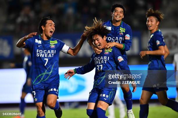 Akira HAMASHITA of Tokushima Vortis celebrates scoring his side's first goal during the J.LEAGUE Meiji Yasuda J2 41st Sec. Match between Tokushima...