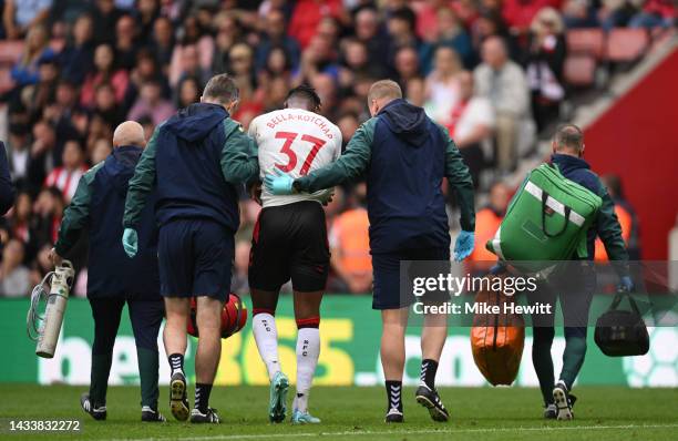 Armel Bella-Kotchap of Southampton walks off injured during the Premier League match between Southampton FC and West Ham United at Friends Provident...