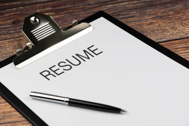 The 20 Most Profitable Small Business Ideas in Zimbabwe 5 resume text on clipboard