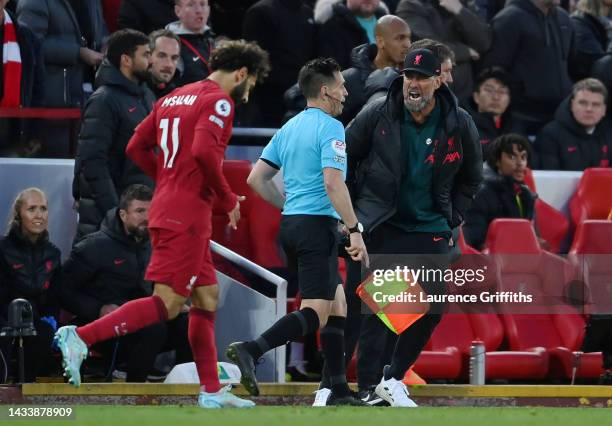 Juergen Klopp, Manager of Liverpool shouts at linesman Gary Beswick during the Premier League match between Liverpool FC and Manchester City at...