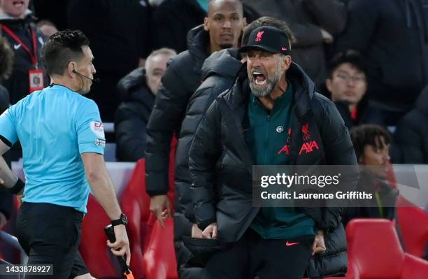 Juergen Klopp, Manager of Liverpool shouts at linesman Gary Beswick during the Premier League match between Liverpool FC and Manchester City at...