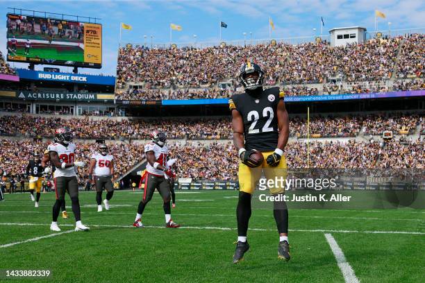 Najee Harris of the Pittsburgh Steelers celebrates after a touchdown during the first quarter against the Tampa Bay Buccaneers at Acrisure Stadium on...