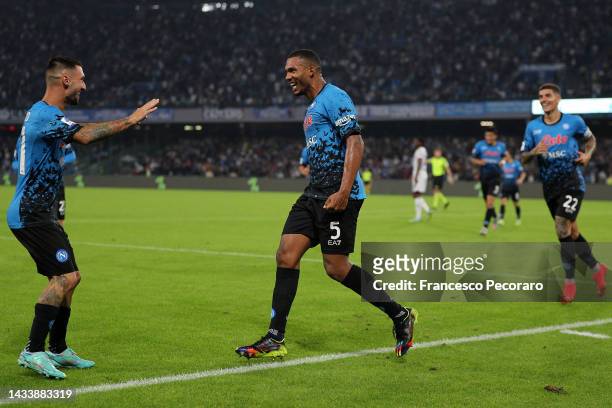 Juan Jesus of SSC Napoli celebrates with Matteo Politano after scoring a goal to make the score 1-1 during the Serie A match between SSC Napoli and...